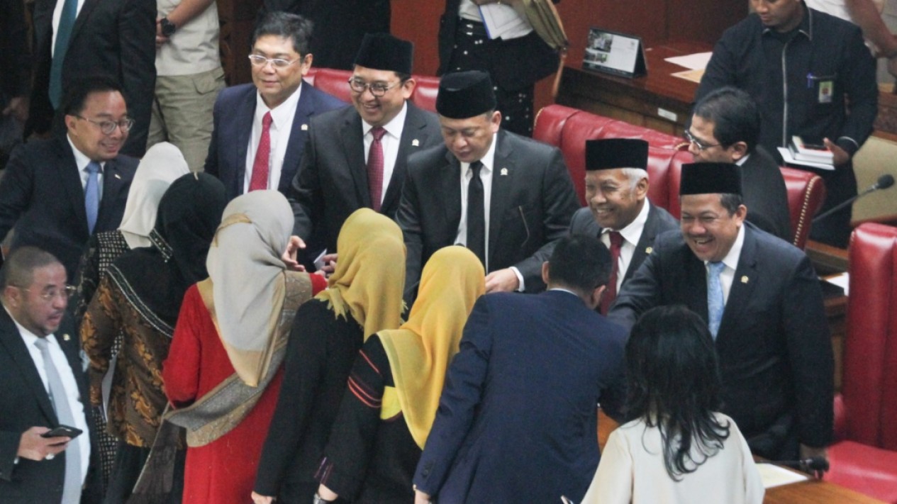 Rapat Paripurna Terakhir DPR RI - Vlix.id