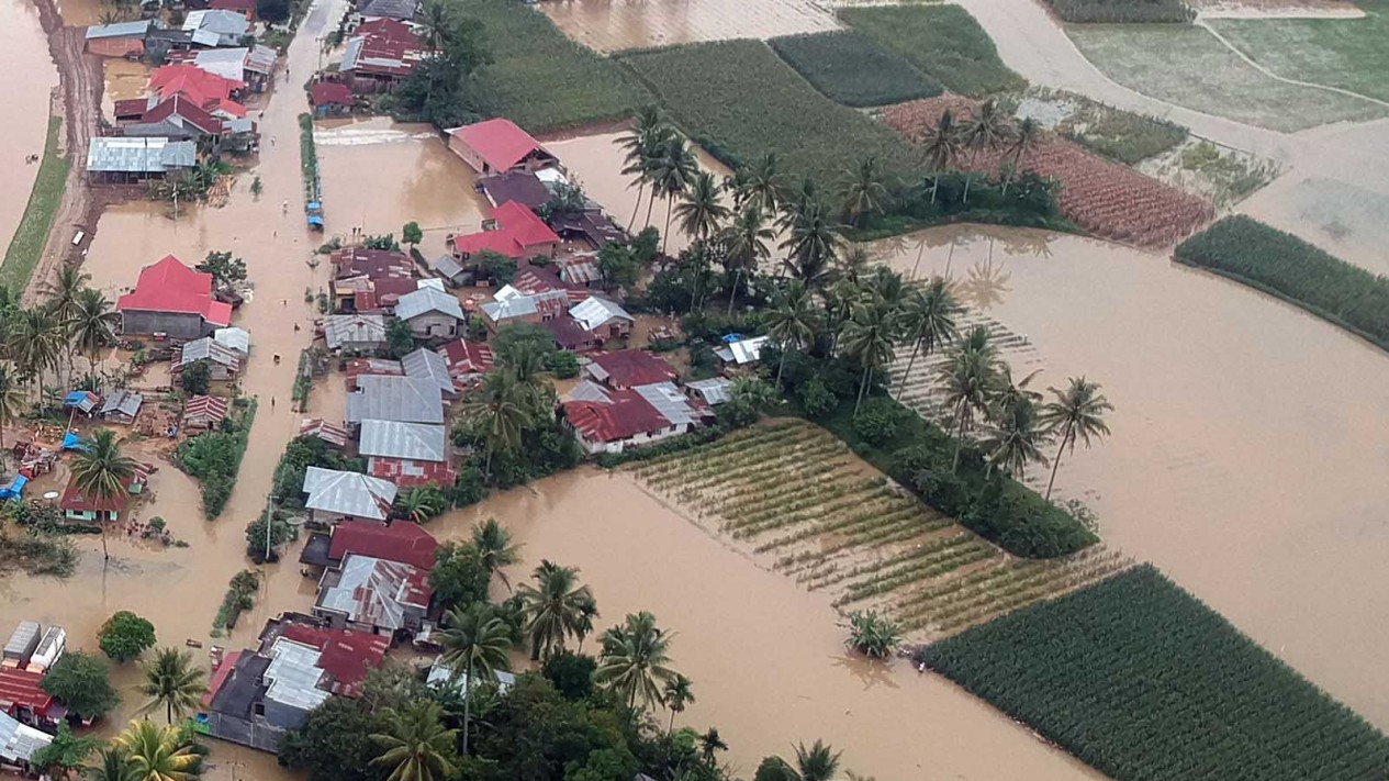 Dampak Banjir Limapuluhkota di Sumbar  Vlix.id