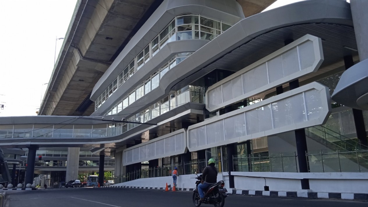 JPO Terintegrasi Halte Terpadu CSW Transjakarta-MRT - Vlix.id