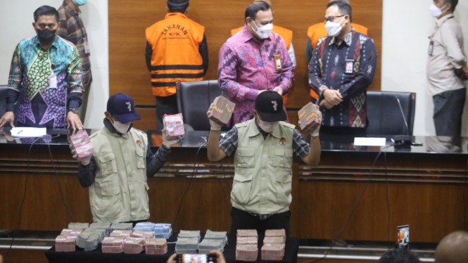 Kejagung Pamerkan Ratusan Miliar Uang Barang Bukti Korupsi