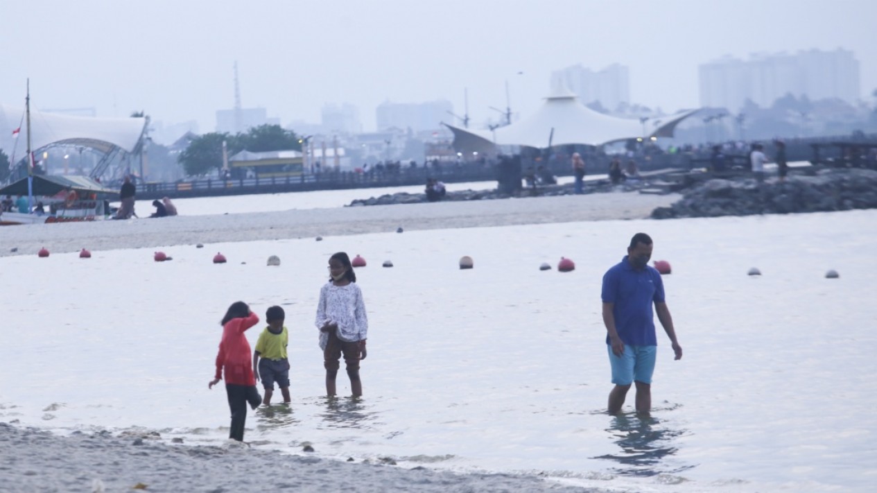 Ancol Tutup 4 Juni, Ke Pantai Harus Punya Tiket Formula E - Vlix.id