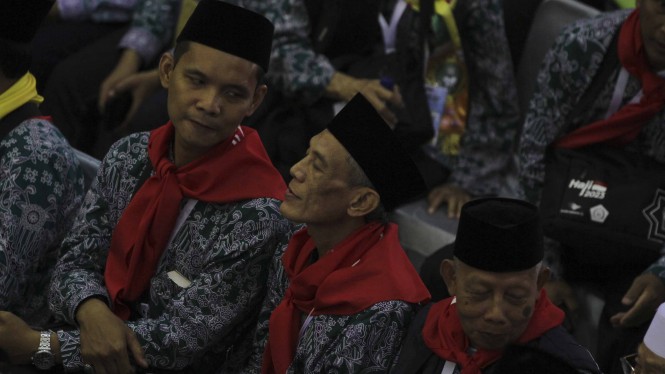 Keberangkatan Kloter Pertama Jamaah Haji Indonesia