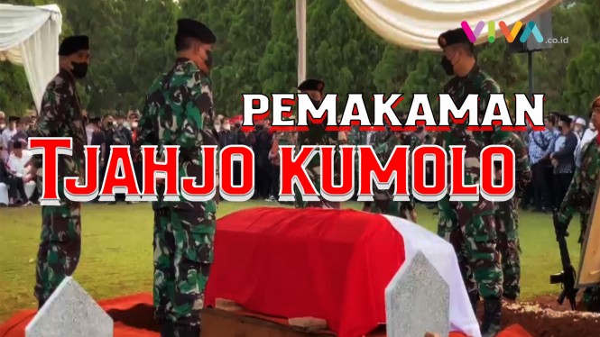 Proses Pemakaman Tjahjo Kumolo Secara Militer